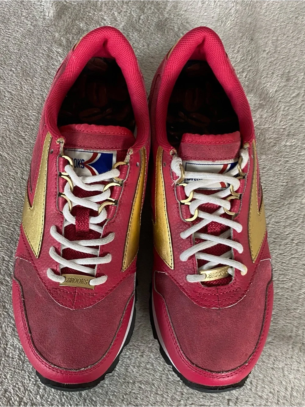Brooks Vintage 1201711B698 Womens Sneakers Size 9 Red Gold Running Shoes NEW - Picture 8 of 12